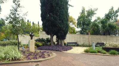 רחובות